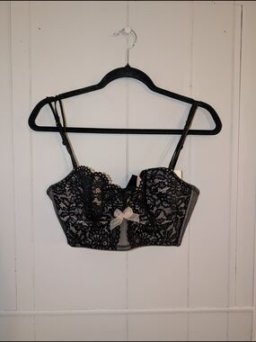 M NWT B. Tempt'd Black Lace Longline Bralette with Bow